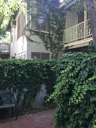 12924 Burbank Blvd #3 Photo 1