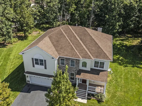 14 Angel Court, Howell, NJ 07731