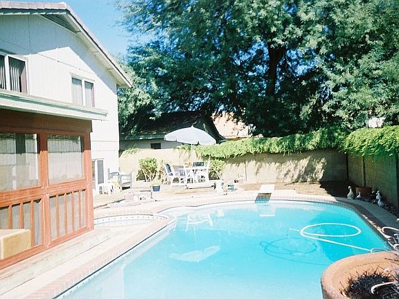 RESORT STYLE BACKYARD!