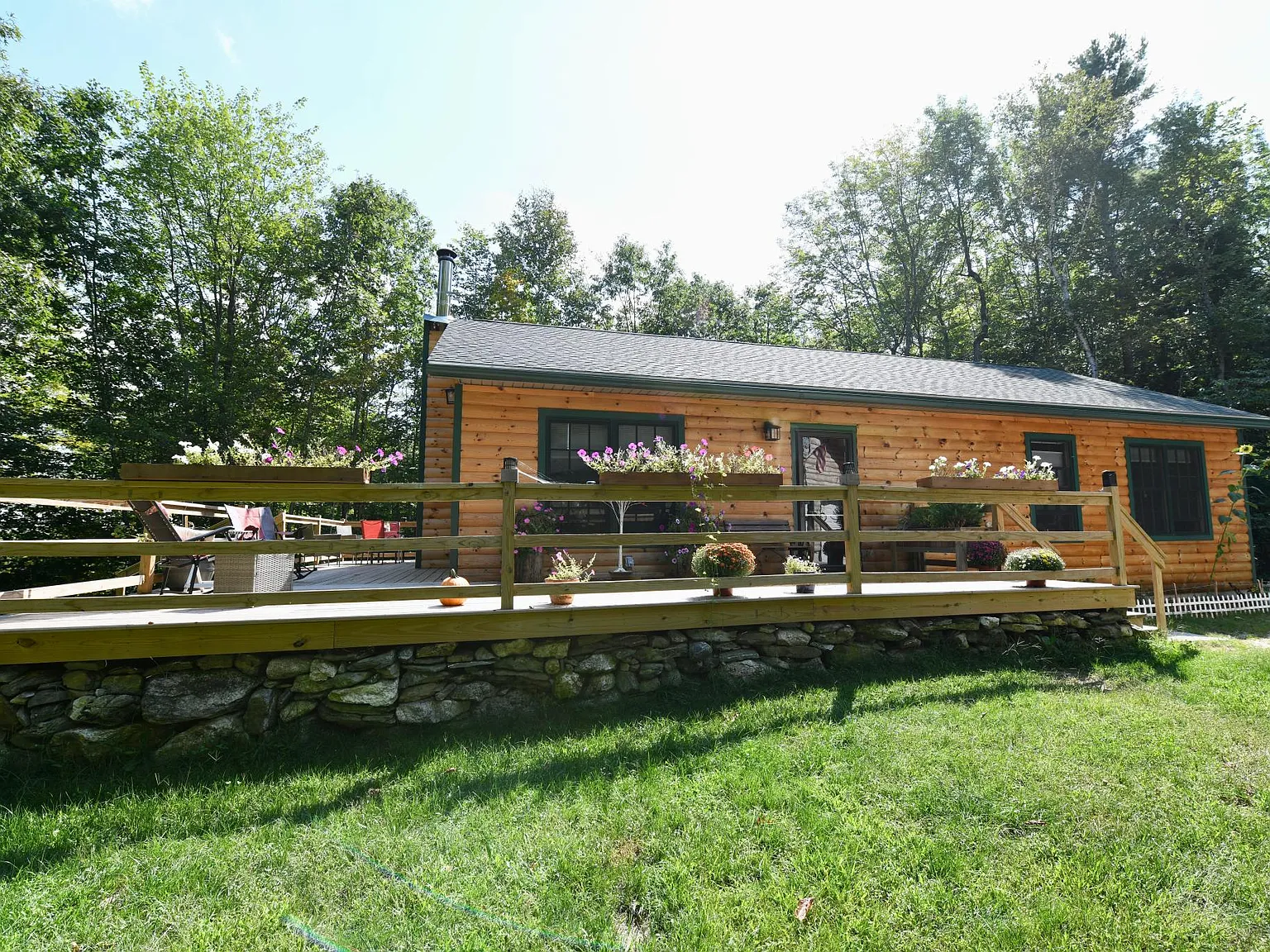 2 bed, $1,600 — Photo 2