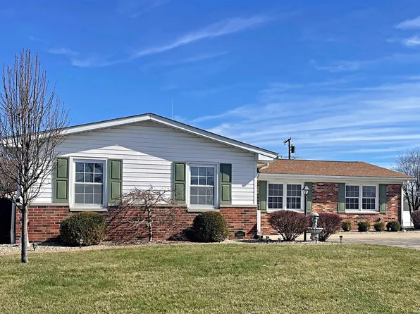 304 Hill Ct, Washington, IN 47501