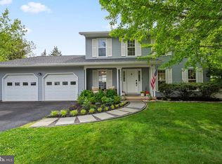 1307 Boulder Crest Ct, Herndon, VA 20170