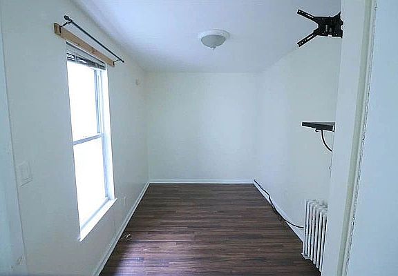 5th image of 292 McGuinness Blvd #1