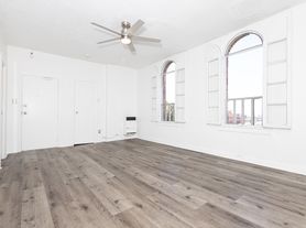Berendo Lofts LLC