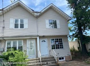 199 Morningstar Rd, Staten Island, NY 10303
