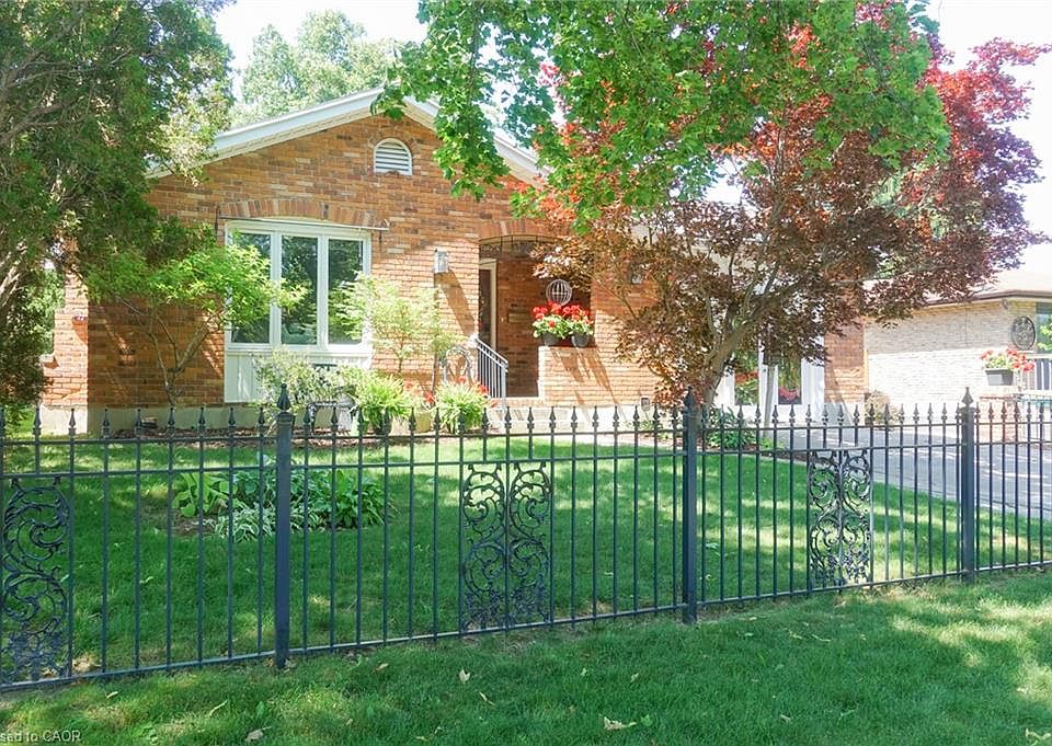 1st image of 13 Kelly Ave