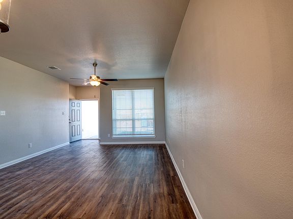5th image of 8219 Blue Field Dr
