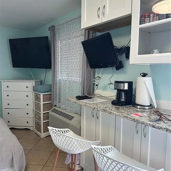 53 Winnapaug Rd #8 — Photo 4