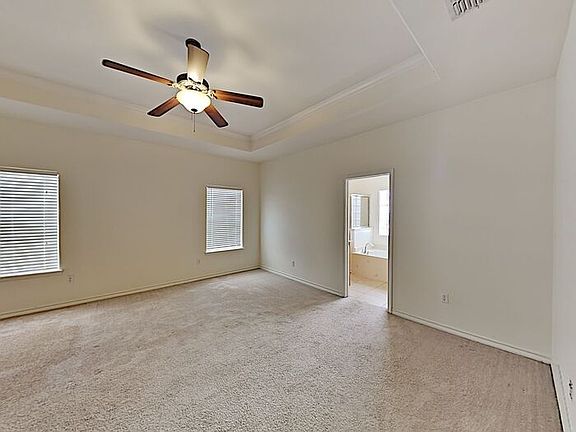 3rd image of 3157 Masterson Dr