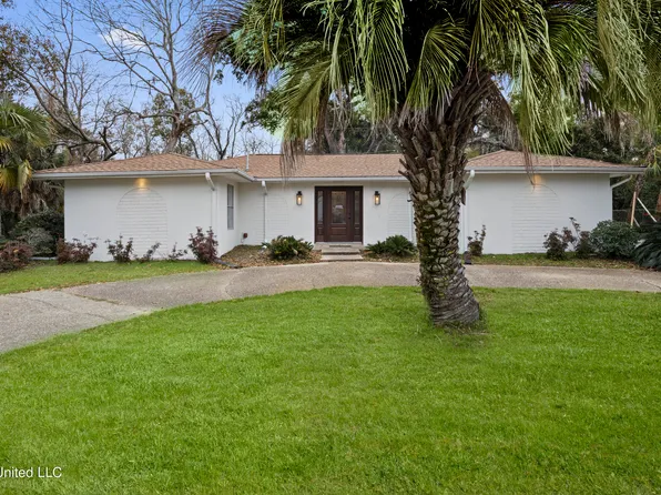 150 Venetian Gdns, Gulfport, MS 39507
