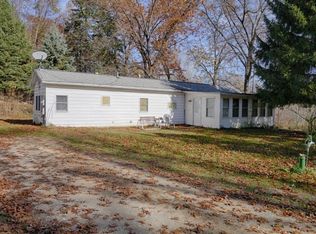 13398 Pope Church Rd, Springport, MI 49284