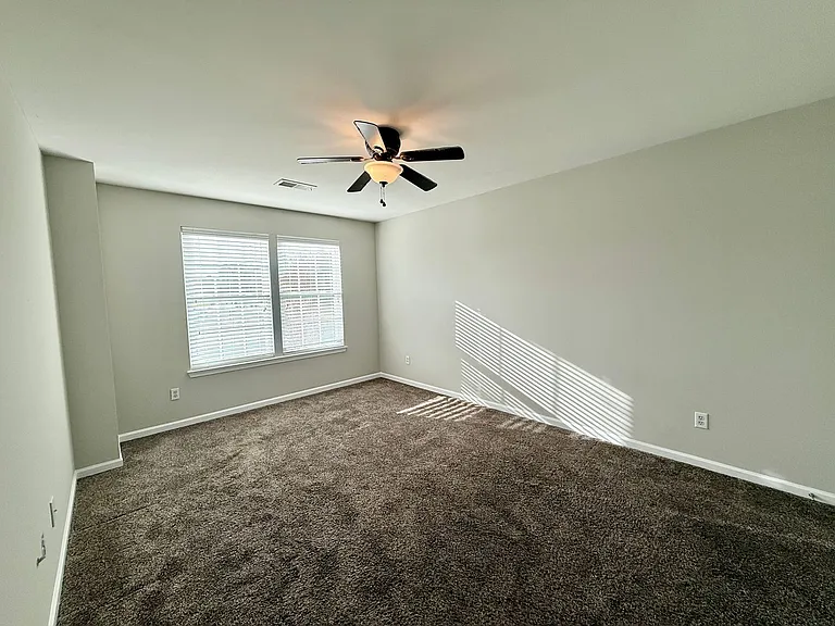 4818 Summerside Dr — Photo 22