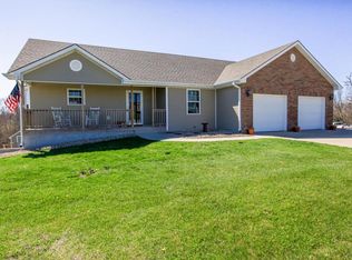 13170 Valley Dr N, Saint Joseph, MO 64505