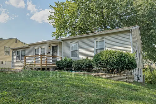 1404 N Pearl Dr Photo 1