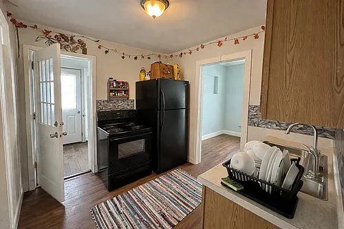 2519 Genesee St Photo 1