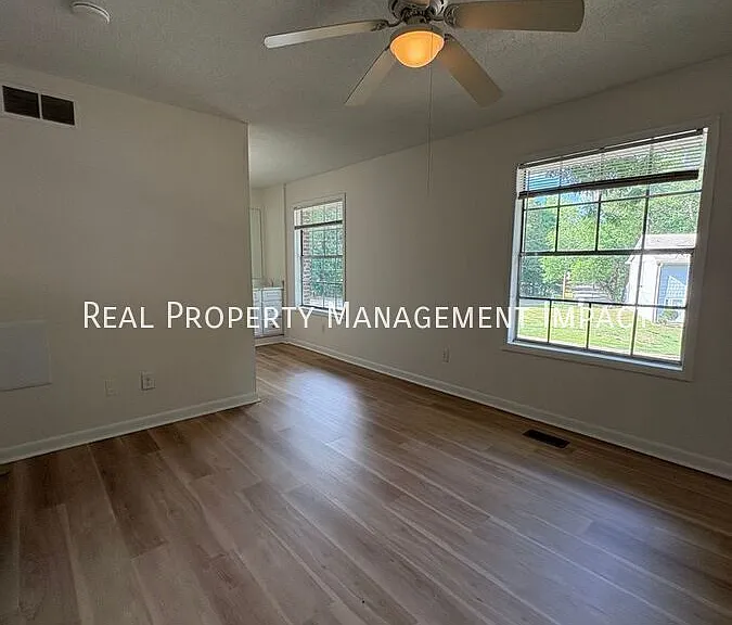 1304 Seaton Rd #30 — Photo 27