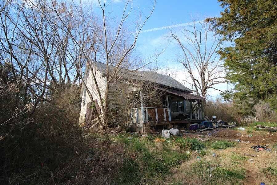 2nd image of 2623 Elberton Hwy