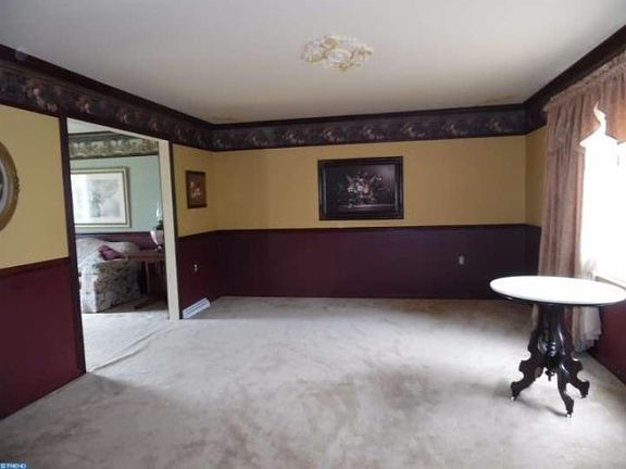 3rd image of 3150 Lakeview Dr