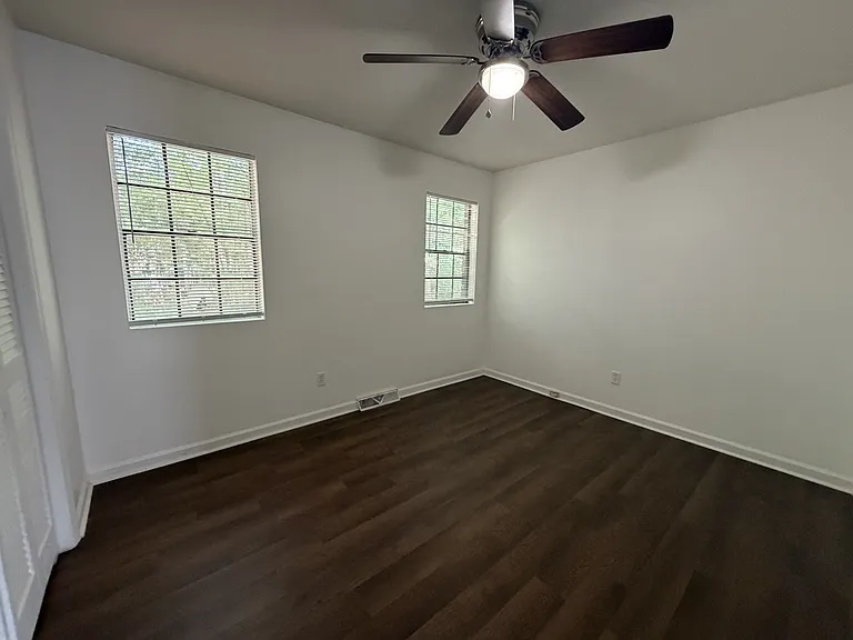 112C Kimeran Ln — Photo 3