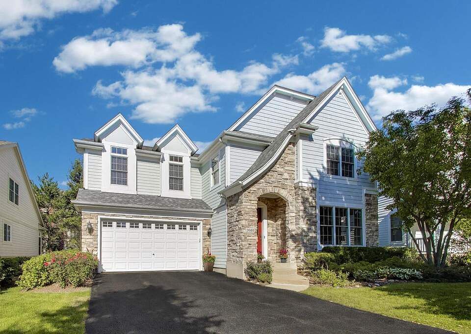 1st image of 2688 Summit Dr