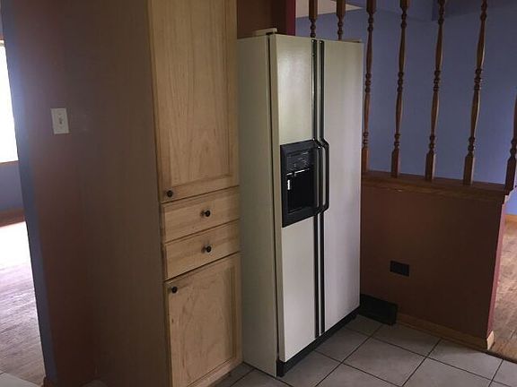 5th image of 17211 Odell Ave