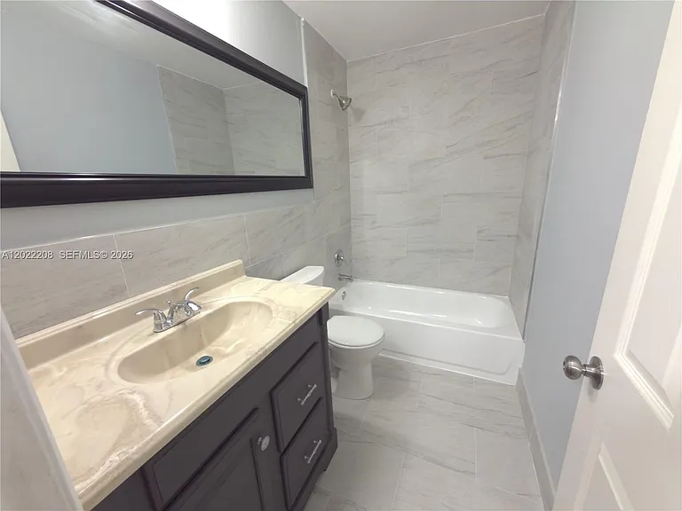 1312 NW 8th Ave — Photo 18
