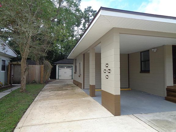 Carport