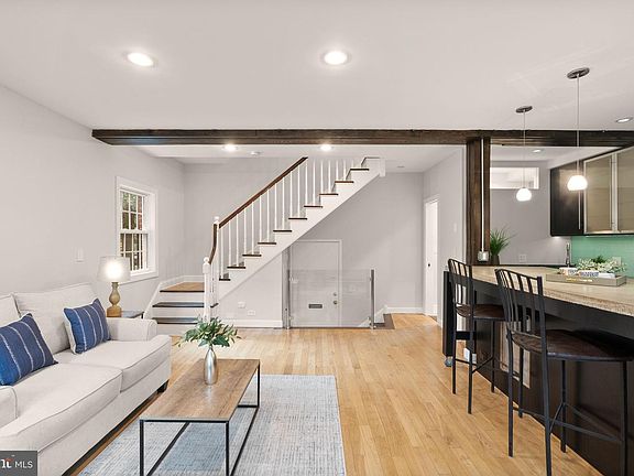 2nd image of 3603 Gunston Rd