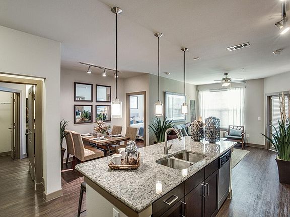 4th image of 13920 Mandolin Dr #2424