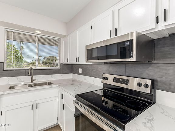 3rd image of 10342 W TALISMAN Road