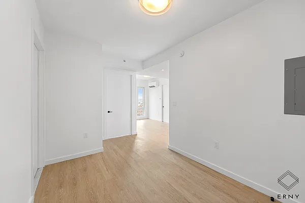 Rented by ERNY LLC | media 20