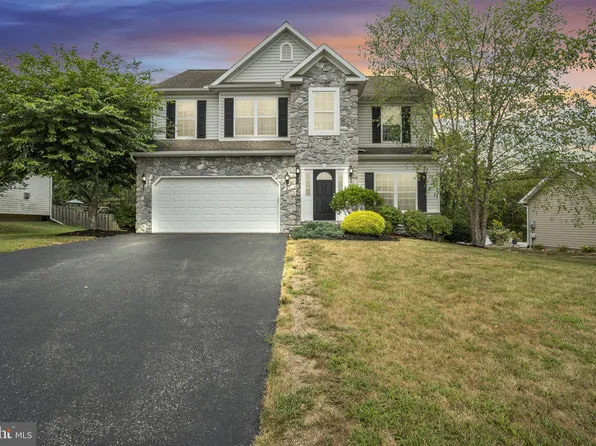 215 View, Carlisle, PA 17013