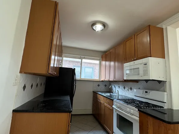(undisclosed Address), Staten Island, NY 10306