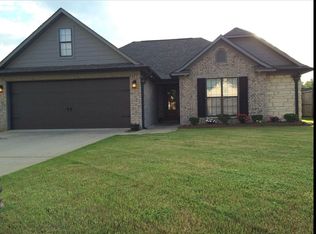 111 Allye Ave, Mooreville, MS 38857