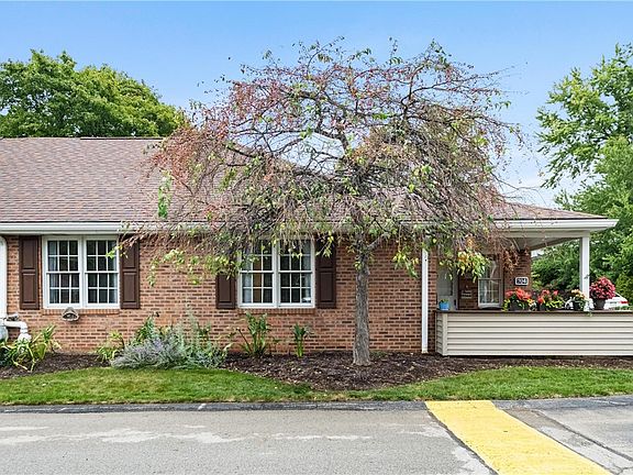 4th image of 704 Dehaven Ct