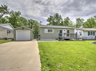 140 Phillips Dr, Decatur, IL 62521