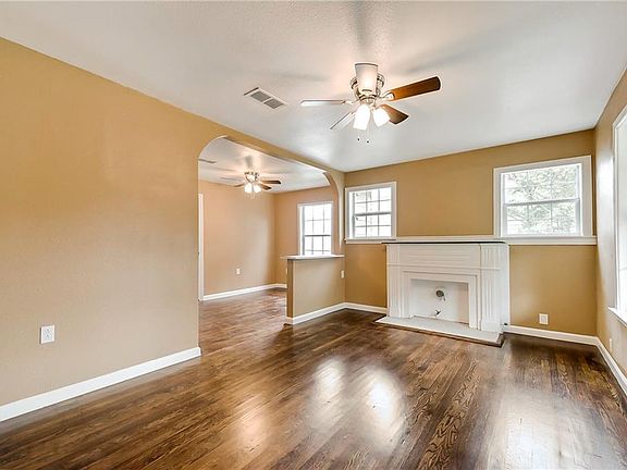 4th image of 2916 Ryan Ave