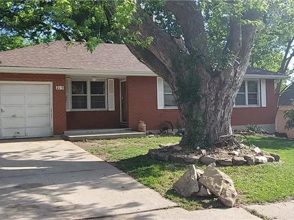 215 Cedar St, Milan, MO 63556