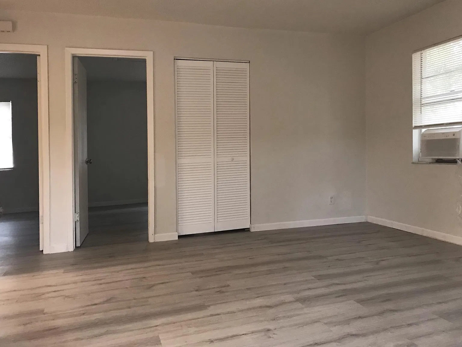 909B Palmetto St — Photo 2