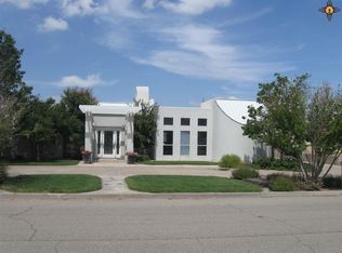 2306 Sierra Vista Rd, Artesia, NM 88210