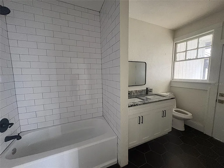 729 E Palmetto St #1 — Photo 15