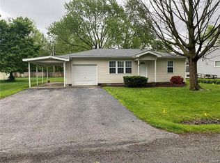 16 Dee St, Moro, IL 62067