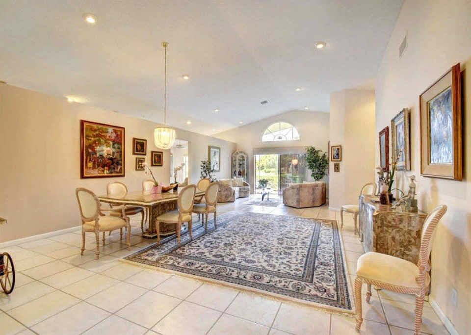 1st image of 5081 Alencia Ct