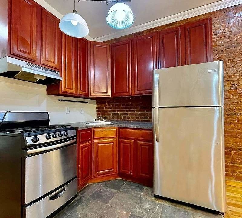 1st image of 133 Rogers Ave APT 3