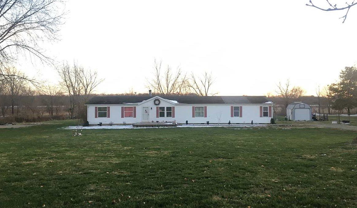 3891 E Springersville Rd Connersville In 47331 Zillow