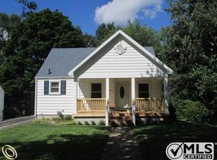 362 Riviera Ter, Waterford, MI 48328