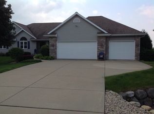 2953 Kiltie Dr, Sun Prairie, WI 53590