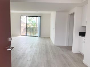 7001 La Tijera Blvd #2, Los Angeles, CA 90045