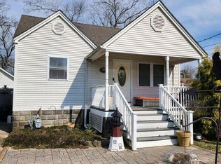 624 Windsor St, Forked River, NJ 08731