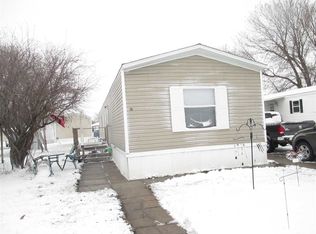 57 Kingston Dr, Hastings, NE 68901